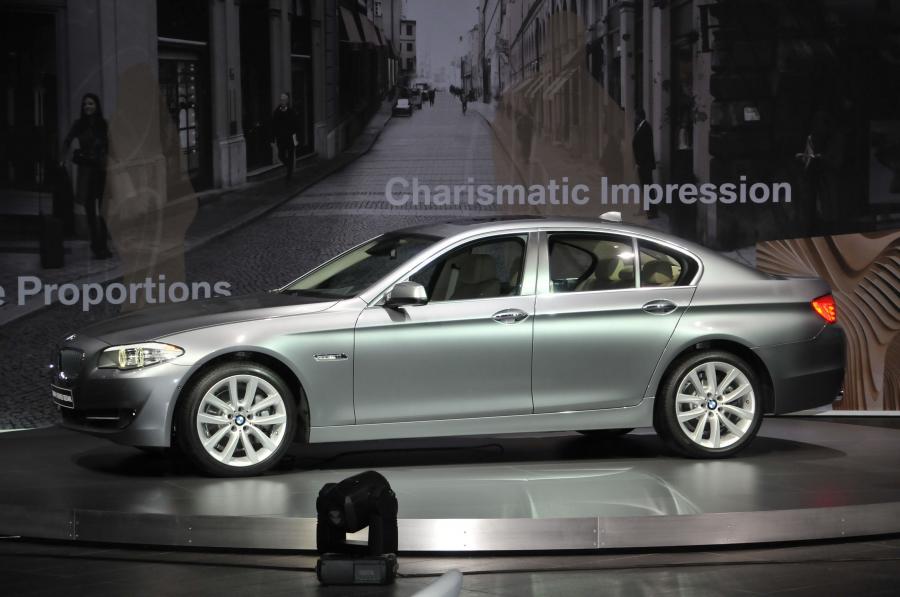  BMW 5-Series 2010 года  (фото 22 из 117)